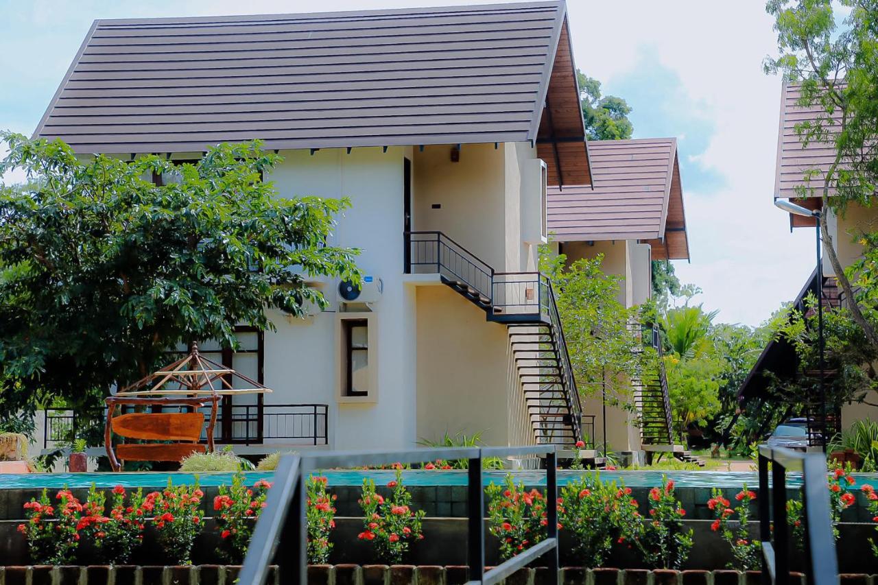 Lolu Village Resort Anuradhapura Exterior photo