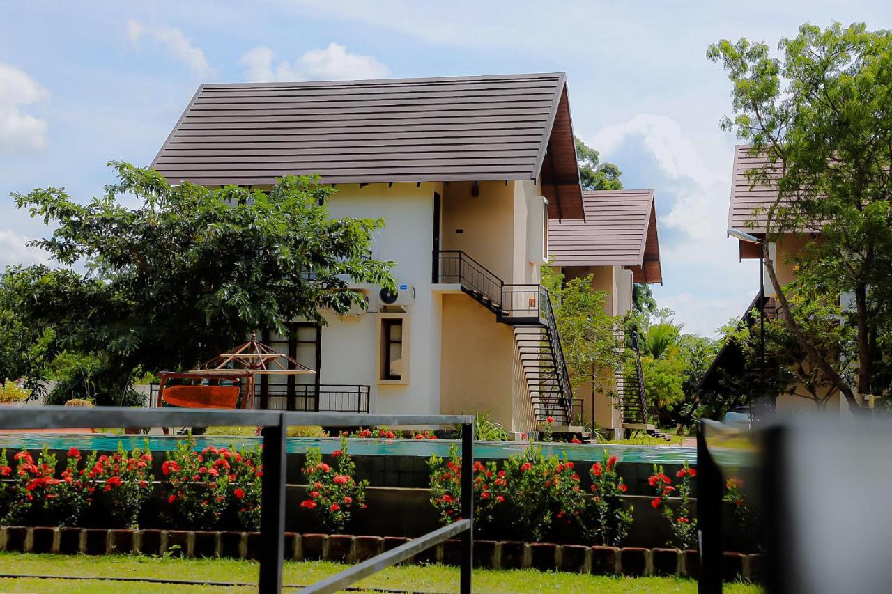 Lolu Village Resort Anuradhapura Exterior photo